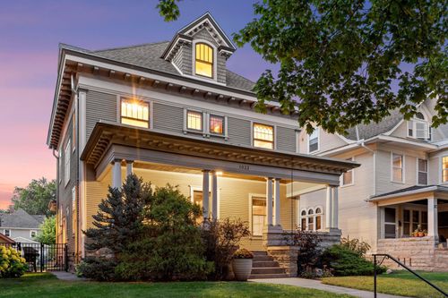 1033 Portland Ave, Saint Paul, MN, 55104-7037 | Card Image