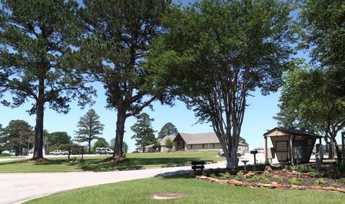 64 Westwood Dr E, Trinity, TX, 75862-8892 | Card Image