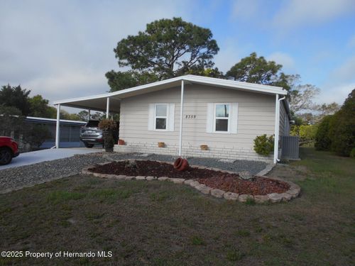 8359 Weatherford Ave, BROOKSVILLE, FL, 34613-5835 | Card Image