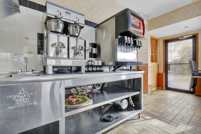 323 S Main St, Home with 0 bedrooms, 0 bathrooms and null parking in Eaton Rapids MI | Image 18