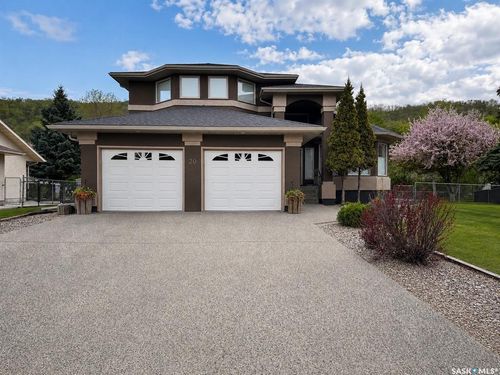 20 Willow Cres, Fort Qu'appelle, SK, S0G2Y0 | Card Image
