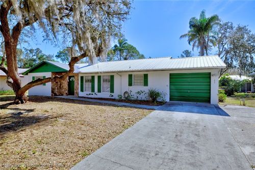 935 Galaxy Avenue, Sebring, FL, 33875 | Card Image