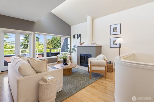 apt-10-101 Nw 58th St, Seattle, WA, 98107-2038 | Card Image