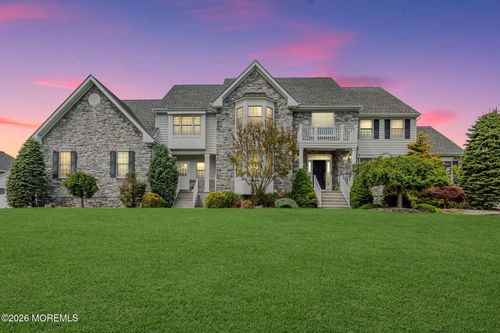 27 Hanging Rock Rd, Freehold, NJ, 07728-5455 | Card Image