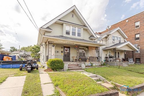 708 Spencer St, Toledo, OH, 43609-2930 | Card Image