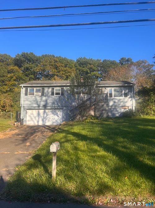 77 John Street, East Haven, CT, 06513 | Card Image