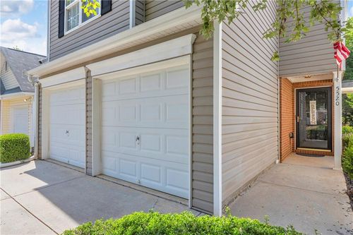 5520 Mountain Top Pl, Cumming, GA, 30041-3025 | Card Image