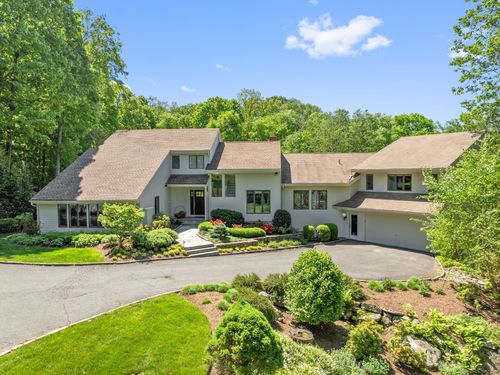 78 Pin Oak Ln, Wilton, CT, 06897-1329 | Card Image