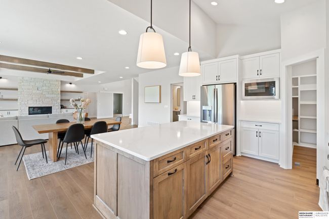 21009 C St, House other with 4 bedrooms, 4 bathrooms and 3 parking in Elkhorn NE | Image 22