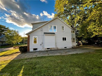 316 E Florida Avenue, House other with 3 bedrooms, 1 bathrooms and null parking in Youngstown OH | Image 3