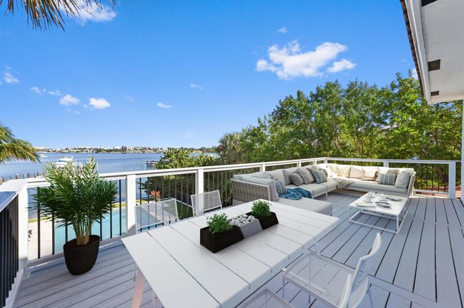 200 N Lake Dr, House other with 5 bedrooms, 5 bathrooms and null parking in Lantana FL | Image 29
