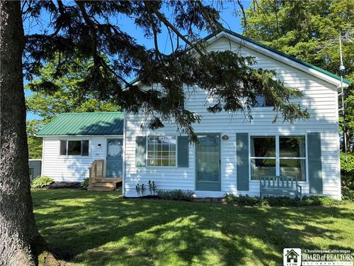 8905 Tug Hill Rd, Machias, NY, 14101-9742 | Card Image
