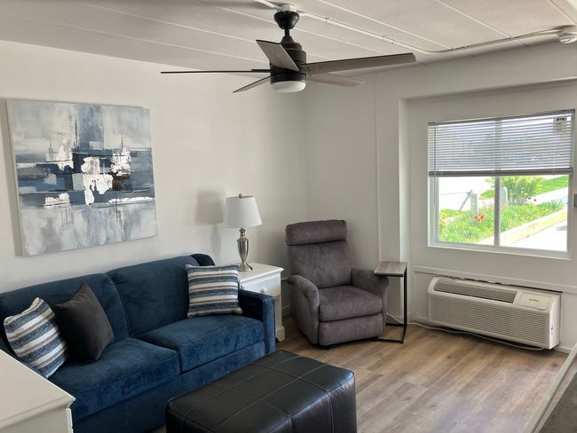 UNIT-6 - 1305 Washington Ave, Condo with 1 bedrooms, 1 bathrooms and null parking in Bay City MI | Image 4
