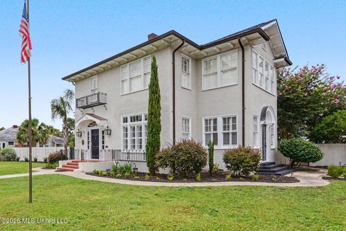 413 Porter Ave, Biloxi, MS, 39530-1739 | Card Image