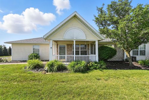 728 Villa Dr, Ontario, OH, 44906-4058 | Card Image