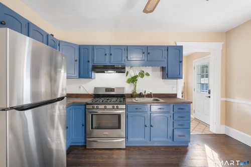 304 Fairview Ave, Hamden, CT, 06514-4412 | Card Image