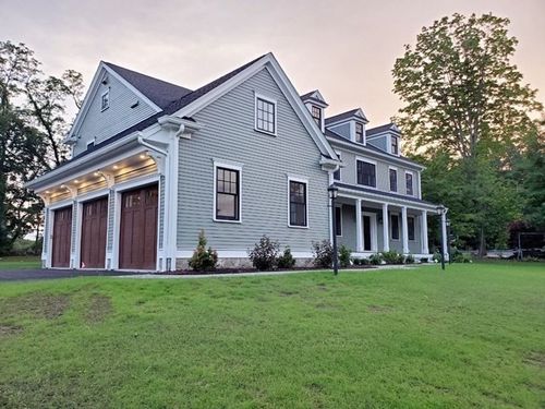 186 Ridge St, Winchester, MA, 01890-2217 | Card Image