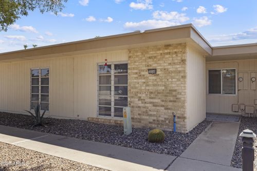 10140 W Campana Dr, Sun City, AZ, 85351-1157 | Card Image