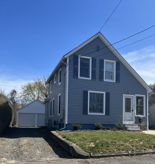 47 Apple St, Torrington, CT, 06790-5103 | Card Image