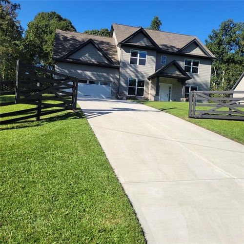 5444 Pleasant Hill Ln, Braselton, GA, 30517-1218 | Card Image