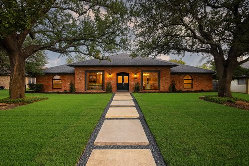 7606 Dunoon Ave, Dallas, TX, 75248-1641 | Card Image