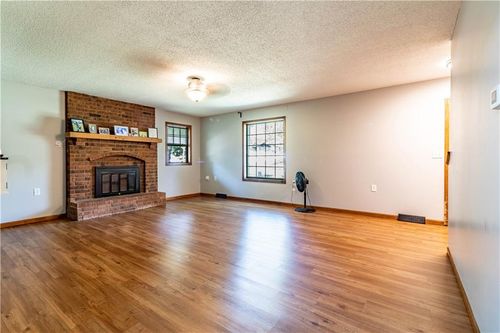 506 Swallow St, Warrensburg, MO, 64093-2834 | Card Image