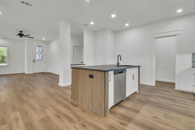 507 W Spruce St, House other with 3 bedrooms, 2 bathrooms and null parking in Whitewright TX | Image 11