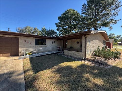 550 Robin Rd, Seminole, OK, 74868-2671 | Card Image
