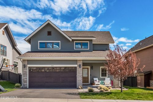 54 Field St, Eagle, CO, 81631-6780 | Card Image