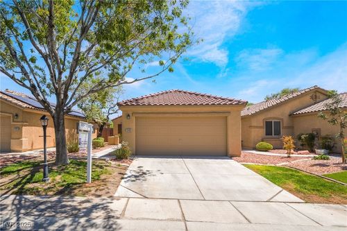 3490 Old Course St, Las Vegas, NV, 89122-4115 | Card Image