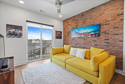 409 - 1125 10th Ave N, Condo with 1 bedrooms, 1 bathrooms and 1 parking in Nashville TN | Image 1