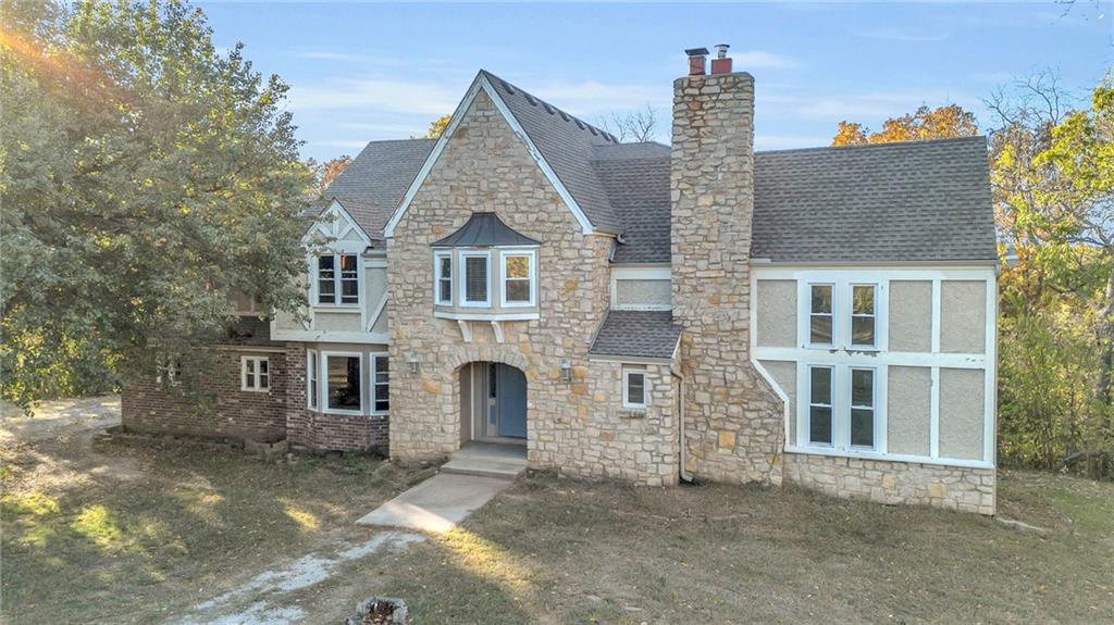 16518 Baxter Road, For Sale in Excelsior Springs Zoocasa