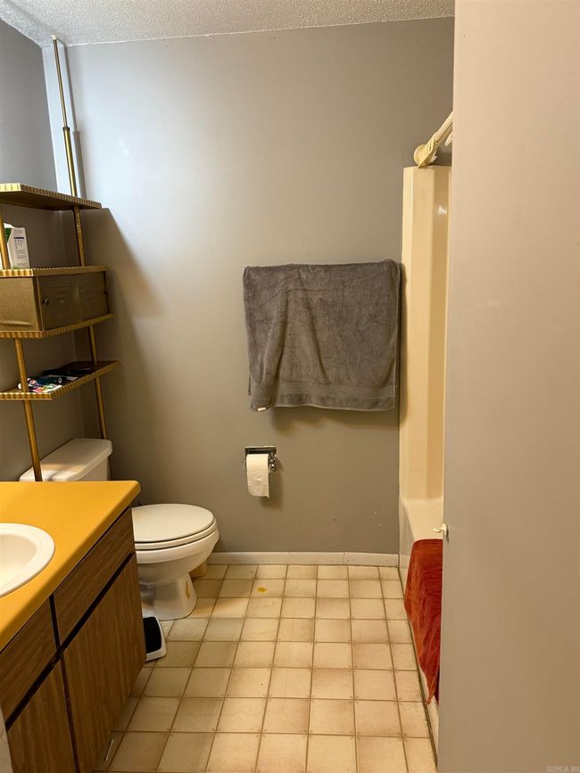 APT-75 - 601 Dave Creek Pkwy, Home with 1 bedrooms, 1 bathrooms and null parking in Fairfield Bay AR | Image 25