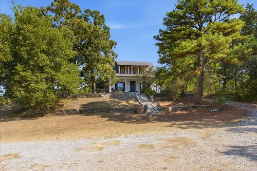 407 Seven Springs Rd, Tishomingo, OK, 73460-1032 | Card Image