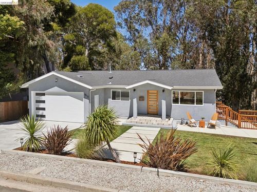 1813 Brentz Ln, San Pablo, CA, 94806-4120 | Card Image