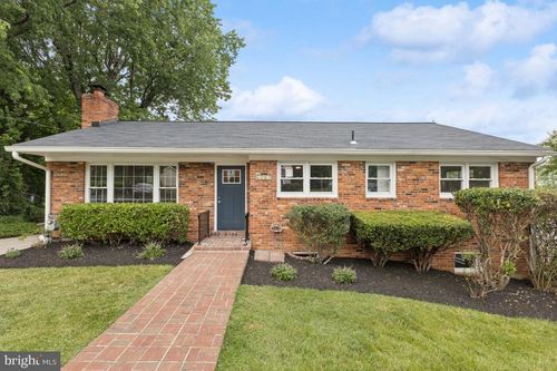 6087 8th Pl N, ARLINGTON, VA, 22205-1426 | Card Image