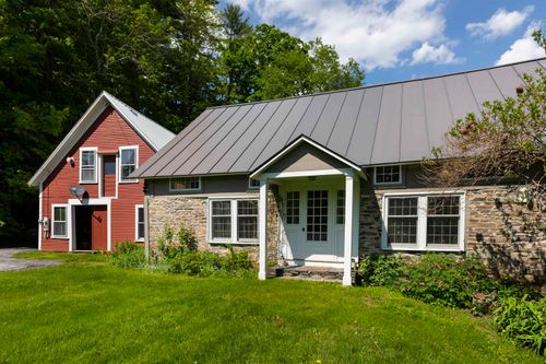16 Brook Rd, Strafford, VT, 05072-9765 | Card Image