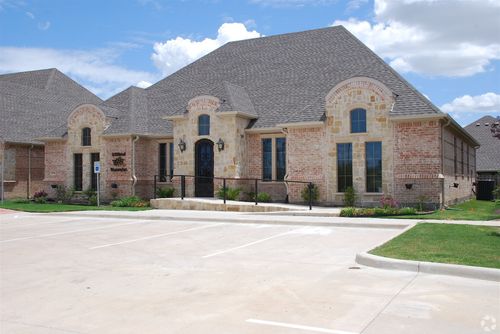 5748 Boat Club Rd, Fort Worth, TX, 76179-7754 | Card Image