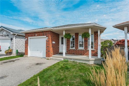 28 Bronwyn Pl, Guelph, ON, N1K1X1 | Card Image