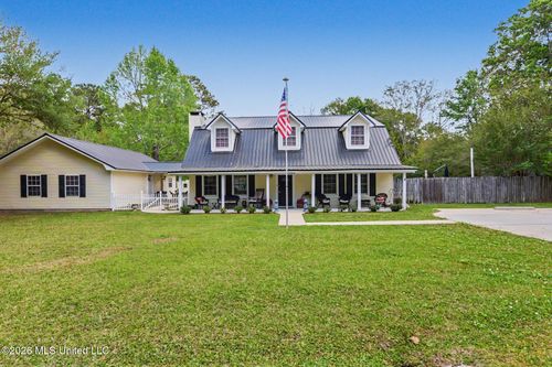 13704 Coleman St, Moss Point, MS, 39562-8706 | Card Image