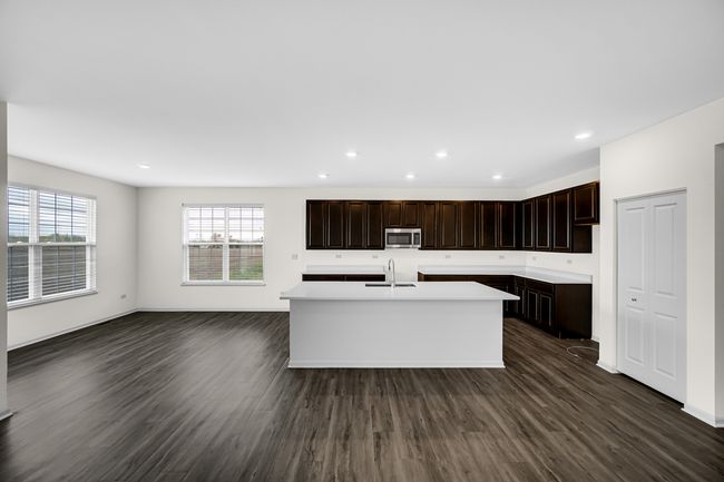 15051 Quincy Way, House other with 3 bedrooms, 2 bathrooms and 3 parking in Manhattan IL | Image 9