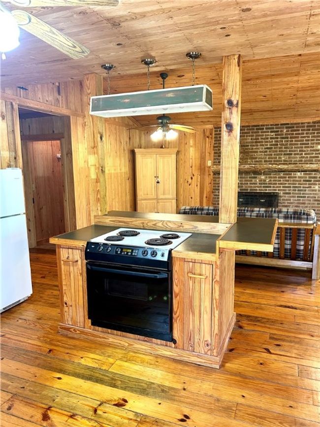 107 Brendart Hill Road, House other with 1 bedrooms, 1 bathrooms and null parking in Sunset SC | Image 9