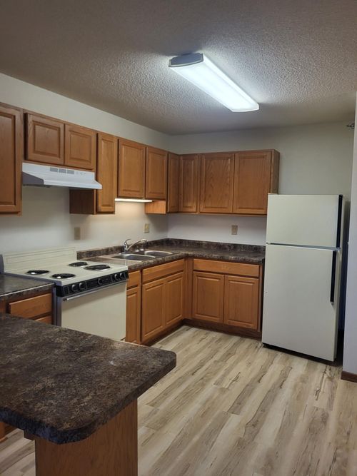 2-609 Main Street S, Renville, MN, 56284 | Card Image
