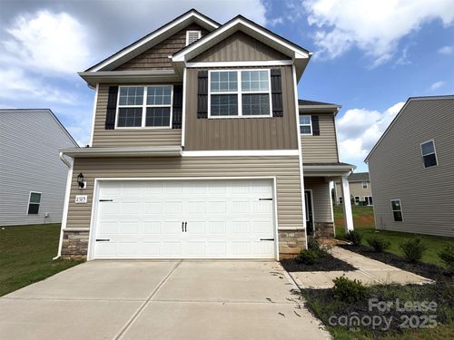 2325 Transatlantic Ave, Charlotte, NC, 28215-7210 | Card Image