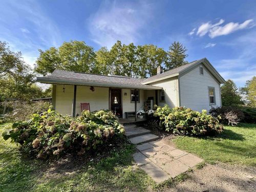 W12308 Reeds Corners Road, METOMEN, WI, 54971 | Card Image