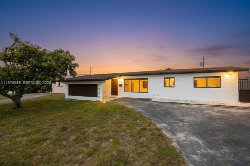 7965 Normandy St, Miramar, FL, 33023-3556 | Card Image