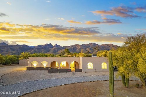 9501 E Quiet Place, Tucson, AZ, 85749 | Card Image