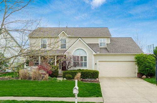 8133 Dunaway Ln, Westerville, OH, 43082-8407 | Card Image