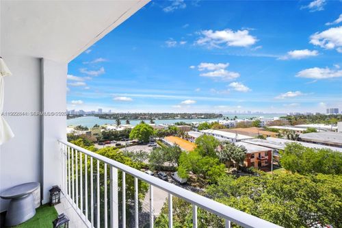 7a-6900 Bay Dr, Miami Beach, FL, 33141-5464 | Card Image