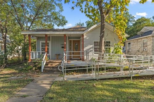 1820 Live Oak Ave, Waco, TX, 76708-3426 | Card Image